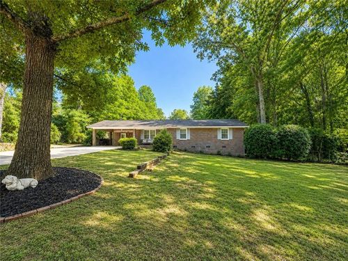 40 Flint Hill Dr, Oxford, GA, 30054-3933 | Card Image