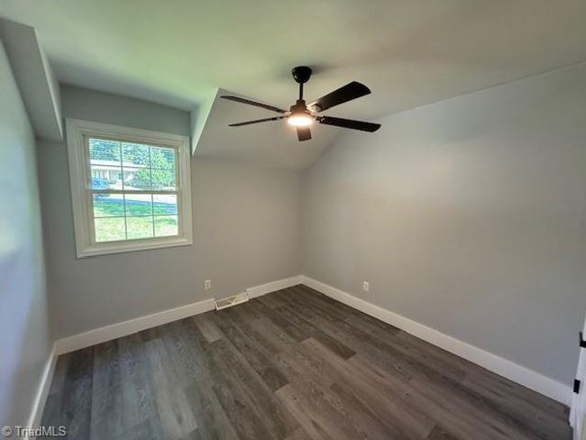 305 Rollingwood Rd, House other with 3 bedrooms, 2 bathrooms and null parking in Jamestown NC | Image 18