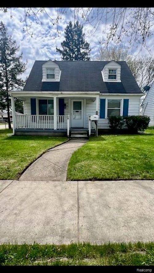 17758 Lincoln Avenue, Eastpointe, MI, 48021 | Card Image