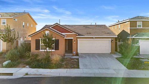 20075 Sanquinella Cir, Riverside, CA, 92507-1595 | Card Image