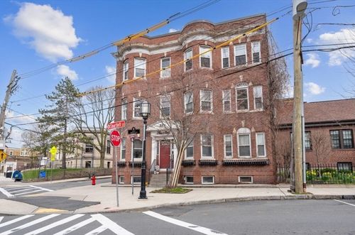 6-221 Shurtleff St, Chelsea, MA, 02150-2940 | Card Image