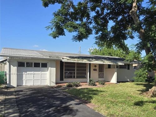 6737 Arbor Dr, Miramar, FL, 33023-4844 | Card Image