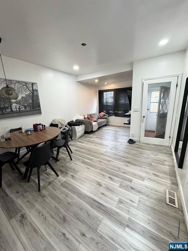 20 - 18-20 Maple St, Home with 6 bedrooms, 1 bathrooms and null parking in Ridgefield Park NJ | Image 19