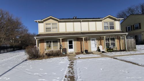 q-9 Fernwood Dr, Bolingbrook, IL, 60440 | Card Image