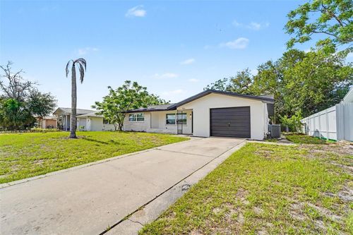 7808 Bracken Dr, PORT RICHEY, FL, 34668-2956 | Card Image