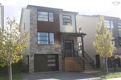 276 Fleetview Dr, Halifax, NS, B3M0L8 | Card Image