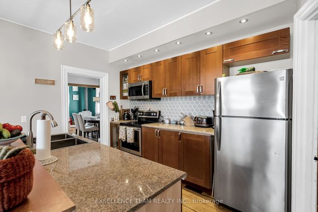 1654 County Rd, House other with 4 bedrooms, 2 bathrooms and 6 parking in Dunvegan ON | Image 11