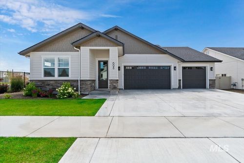 698 N Morning Glory Ave, Eagle, ID, 83616-1035 | Card Image