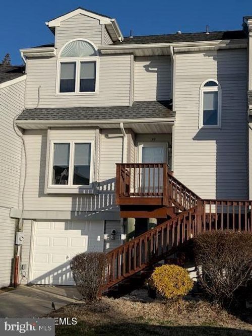 39 Oakland Bay Ct, Little Egg Harbor Twp, NJ, 08087-1031 | Card Image