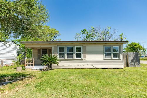 a-302 W 8th St, Freeport, TX, 77541-5632 | Card Image