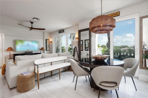307-365 5th Ave, Naples, FL, 34102-6575 | Card Image