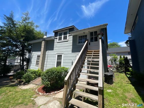 33 Middle St, New Milford, CT, 06776-3503 | Card Image