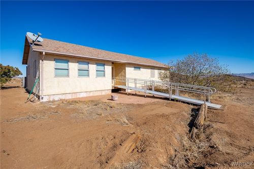 7576 N Roby Dr, Kingman, AZ, 86409-9351 | Card Image