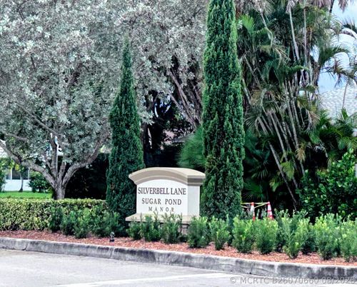 569 Dollarspot Ct, Wellington, FL, 33414-8115 | Card Image