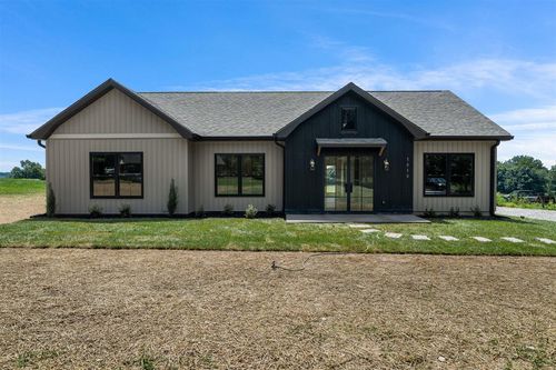 1610 J W York Road, Scottsville, KY, 42134 | Card Image