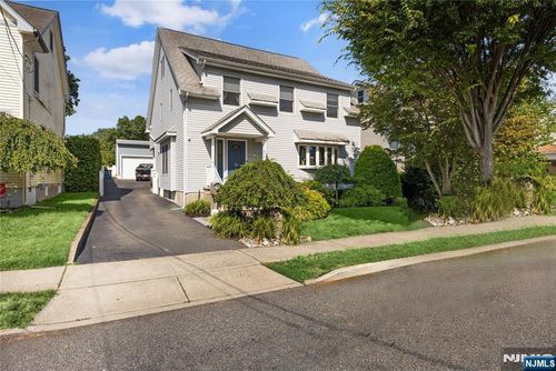 26 1st Ave, Hawthorne, NJ, 07506-2404 | Card Image