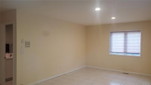57 Sage Hollow Ct, Dix Hills, NY, 11746-5653 | Card Image