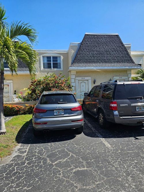 127-2418 Ne 10th St, Hallandale Beach, FL, 33009-2873 | Card Image