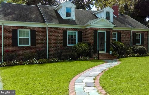 611 Lakeside Dr, SALISBURY, MD, 21801-4114 | Card Image