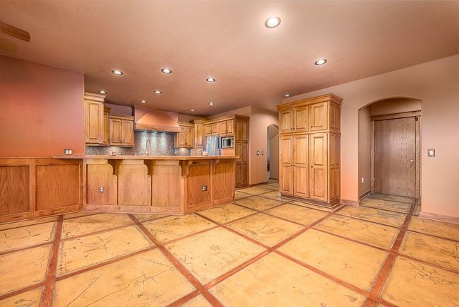 1605 Washington St, House other with 6 bedrooms, 5 bathrooms and null parking in Tonganoxie KS | Image 10