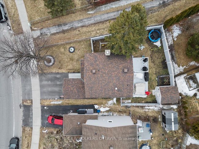 1456 Prestone Dr, House other with 3 bedrooms, 2 bathrooms and 2 parking in Orléans ON | Image 34