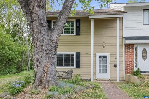 118 Woodlake Dr, CHARLOTTESVILLE, VA, 22901-1346 | Card Image