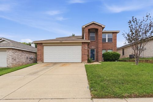 5421 Lansdowne Avenue, Fort Worth, TX, 76135 | Card Image