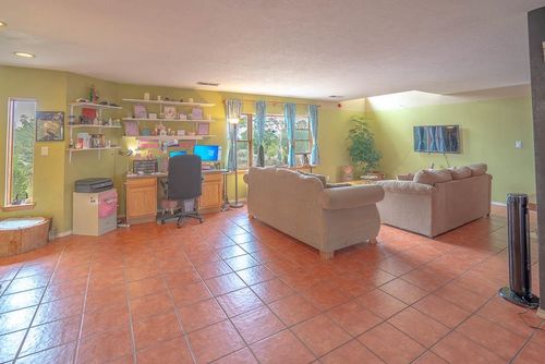 20 Calle De Golondrina S, Tres Piedras, NM, 87577-8014 | Card Image