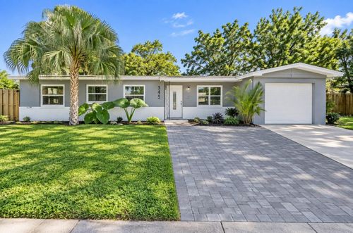 345 Country Club Dr, OLDSMAR, FL, 34677-3901 | Card Image