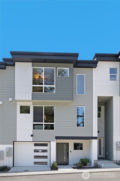 s2-222 124th St Sw, Everett, WA, 98204-5828 | Card Image