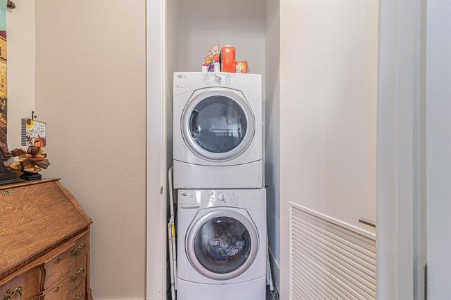 FULL SIZE WASHER AND DRYER | Image 20