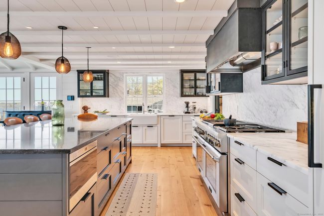 91 N Cove Rd, House other with 6 bedrooms, 8 bathrooms and null parking in Old Saybrook CT | Image 10