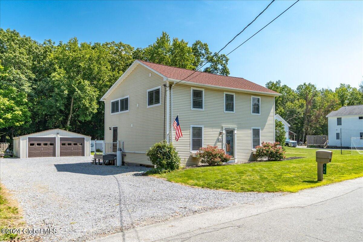 Eastside Dr, Ballston Lake, NY 12019