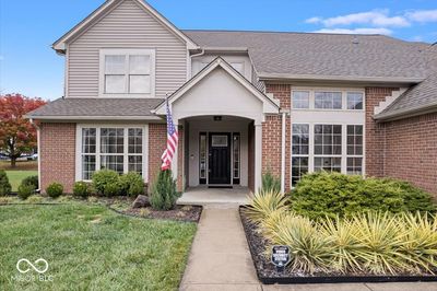 12742 Bent Oak Court, House other with 4 bedrooms, 2 bathrooms and null parking in Indianapolis IN | Image 2