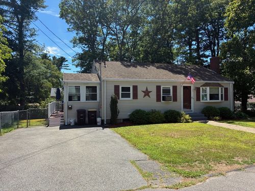 32 Weaver Rd, Weymouth, MA, 02189-3215 | Card Image