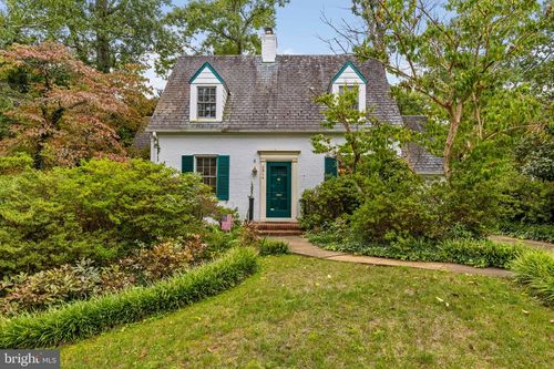 3814 N Vernon Street, ARLINGTON, VA, 22207 | Card Image