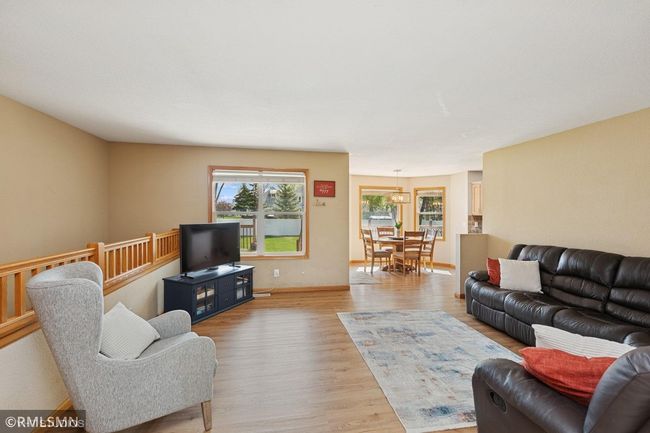 07_28942DawsonAve_93_LivingRoomDiningRoom_Large.jpg | Image 4