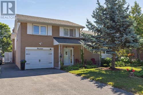 19 Dedrick Dr, Kingston, ON, K7M2V4 | Card Image