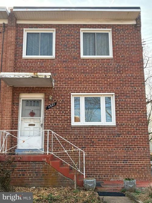 3501 Madison Pl, HYATTSVILLE, MD, 20782-3225 | Card Image