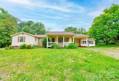 105 Hopewell Church Rd, Shelby, NC, 28150-9294 | Card Image