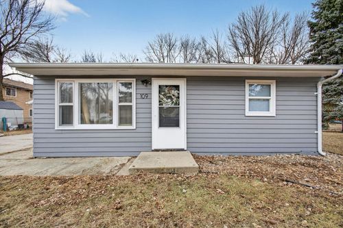 109 S Columbia St, Harrisburg, SD, 57032-7728 | Card Image