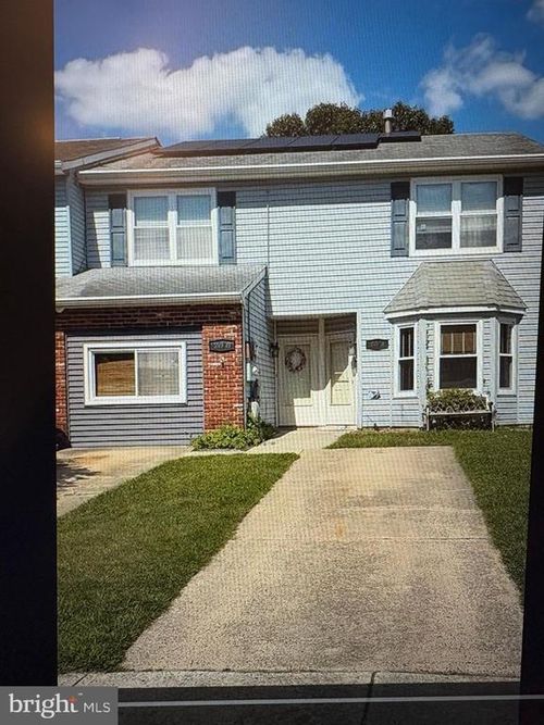 20 Hathaway Dr, Sicklerville, NJ, 08081-2522 | Card Image