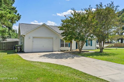 100 Trinity Dr, New Bern, NC, 28560-7959 | Card Image