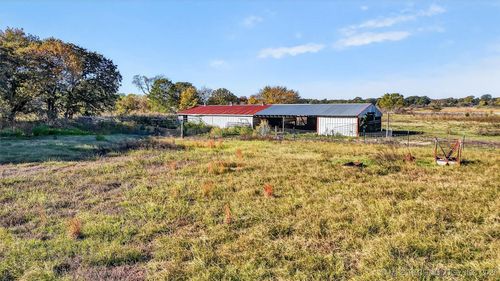153 Hitchen Post Ln, Cartwright, OK, 74731-4801 | Card Image