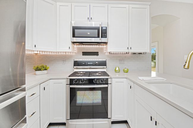 1005 Hovey Ave, House other with 3 bedrooms, 4 bathrooms and 11 parking in Normal IL | Image 37