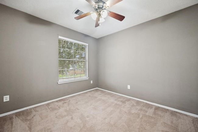Upstairs 2nd Bedroom | Image 19