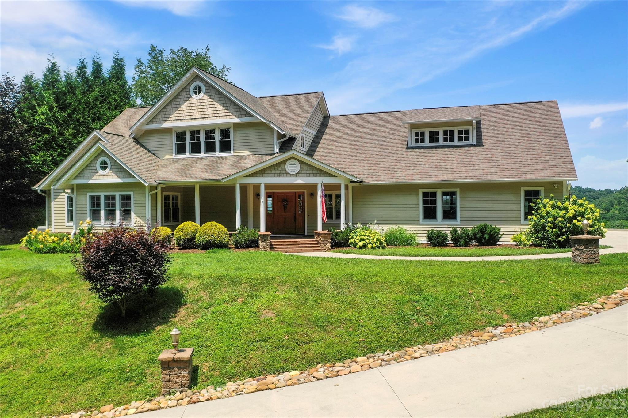 Hickory Dr, Waynesville, NC 28786