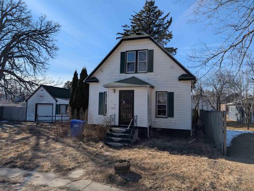 140 4th Ave Sw, Oelwein, IA, 50662-2222 | Card Image