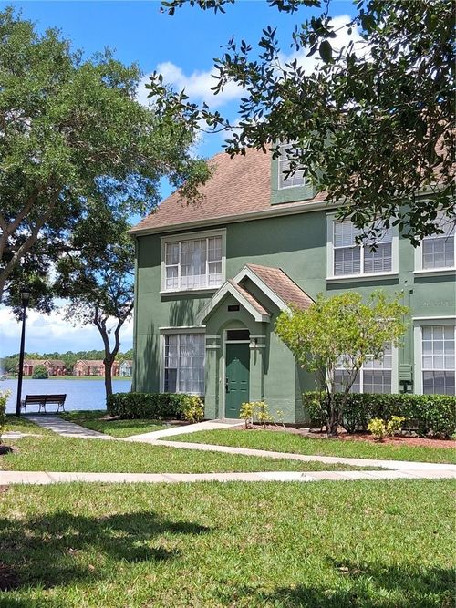 9020-9020 Lake Chase Island Way, TAMPA, FL, 33626-1942 | Card Image