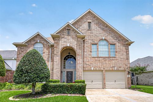 2419 Bay Hill Dr, Baytown, TX, 77523-0722 | Card Image